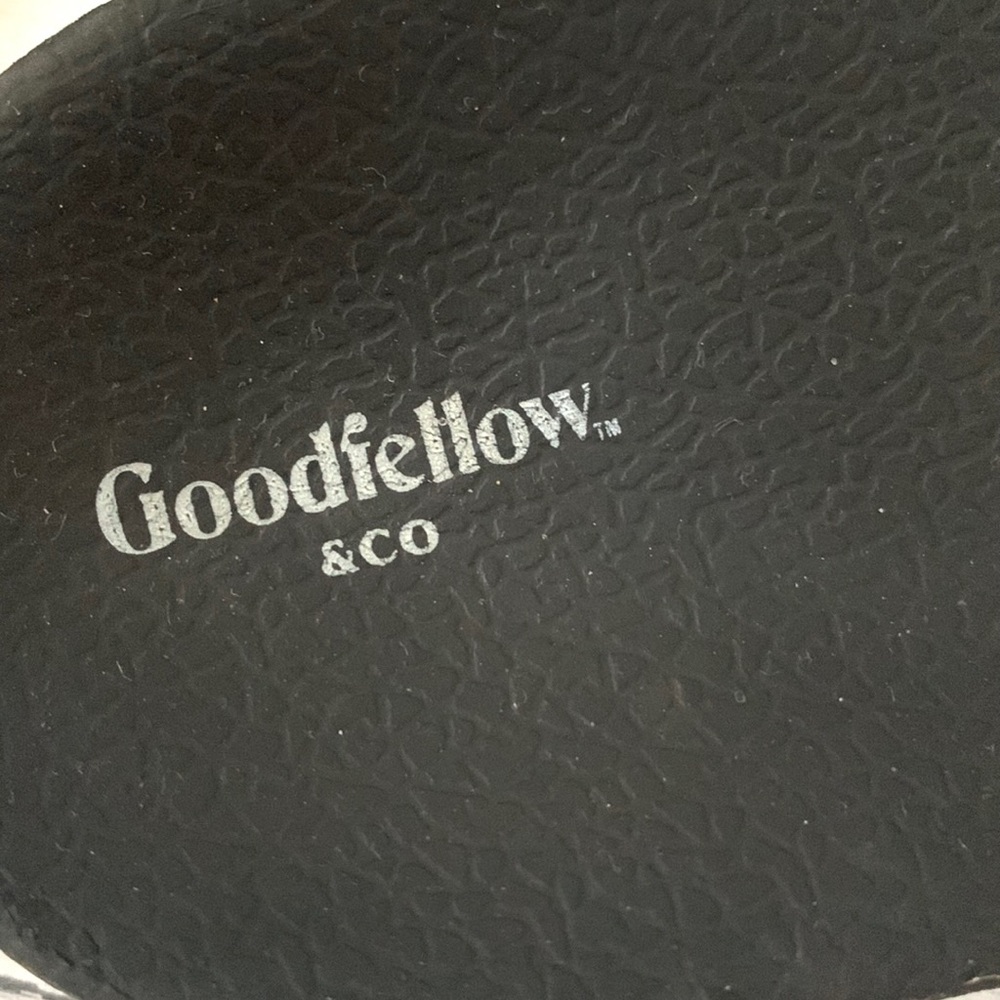 Mens 7/8 Black Slides Slip On Shoes Sandals Goodfellow Co. Target Size 7 8 - Picture 3 of 4